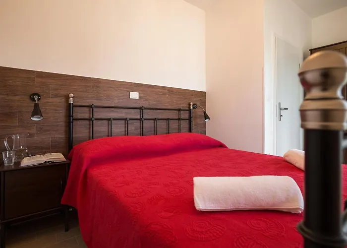 Ferienvilla Mit Pool In By Interhome بيت للعطل