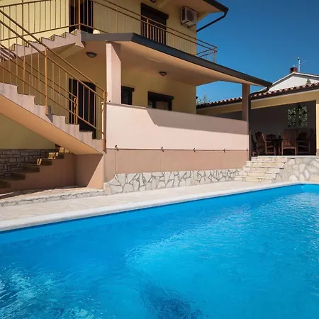 Ferienvilla Mit Pool In By Interhome *