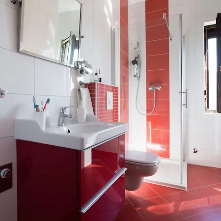 別荘 Ferienvilla Mit Pool In By Interhome *