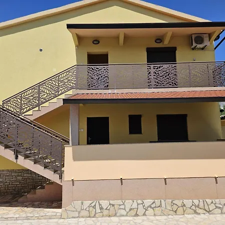 Prázdninový dům Ferienvilla Mit Pool In By Interhome